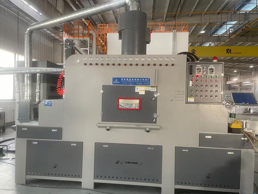 鑫百通品牌输送式自动喷砂机