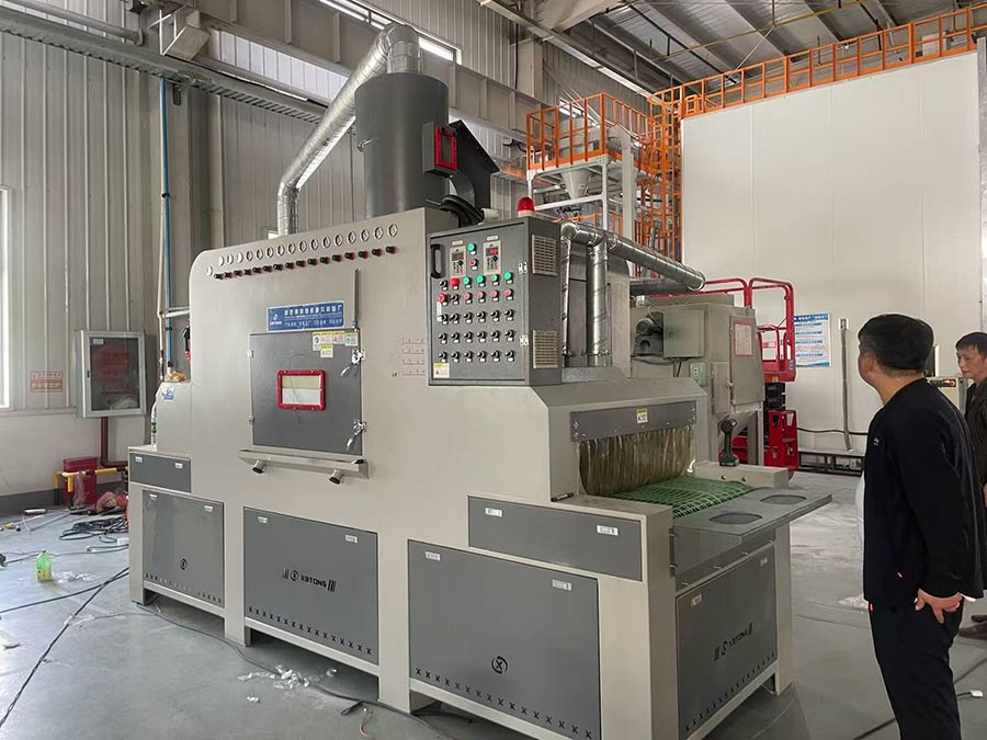 鑫百通品牌输送式自动喷砂机设备