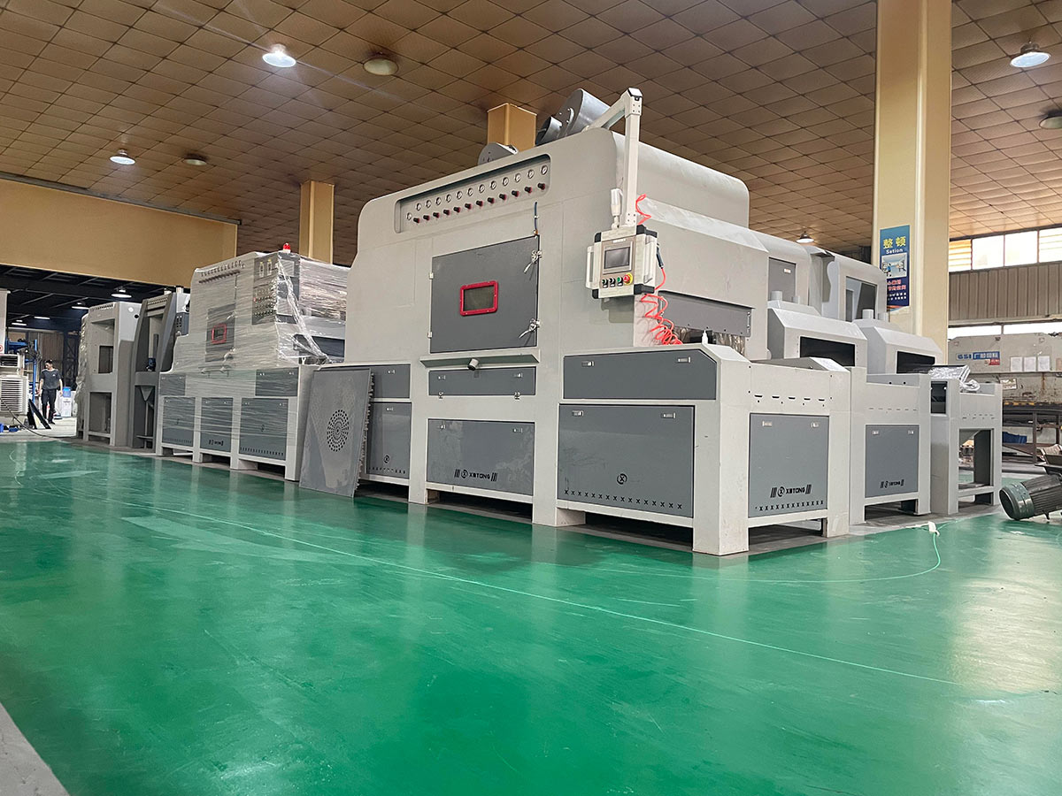 深圳鑫百通喷砂设备厂家车间实拍图